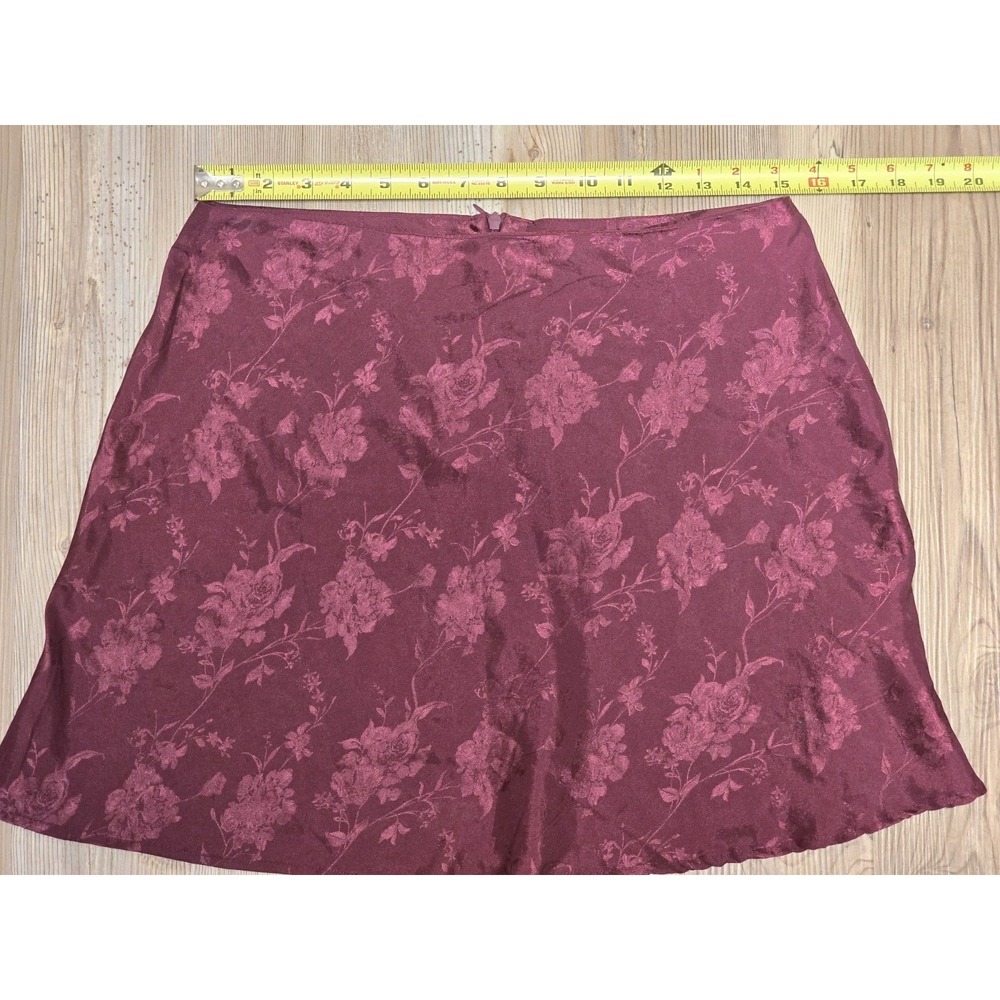 Cotton On Burgundy Satin Floral Mini Skirt Womens M Y2K Coquette Romantic Wine - Picture 5 of 6